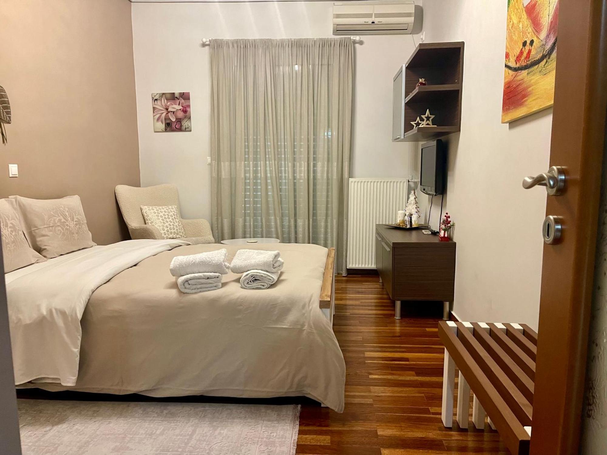 Elegant Downtown Retreat Apartman Kalamáta Kültér fotó